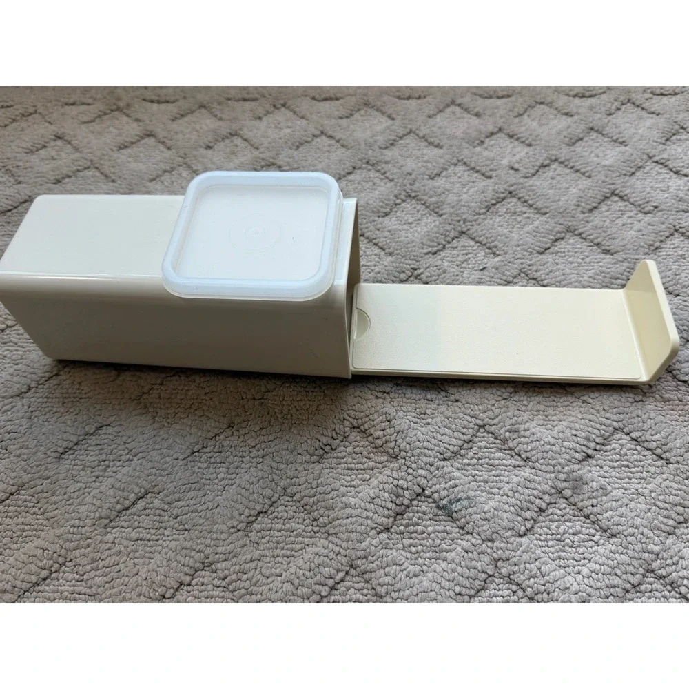 Vintage Tupperware Cheese Cracker Storage Container #1696-1 w/ Tray & Lid